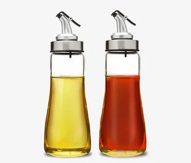 中号油壶酱油瓶素材免抠