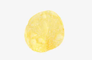 黄色油炸零食薯片实物免抠