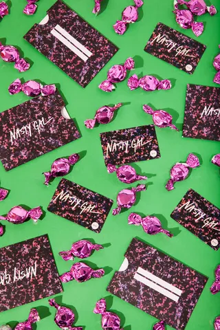 紫色糖果文件夹海报背景