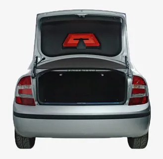 小轿车后备箱免抠