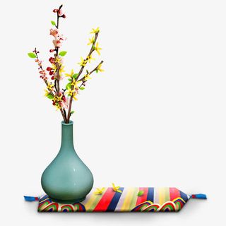 桃花连翘花瓶装饰免抠