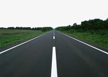 森林中的公路素材免抠 森林中的公路素材免抠
