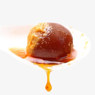 勺子里的流油蛋黄免抠