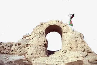 宁夏西部影视城石拱门免抠