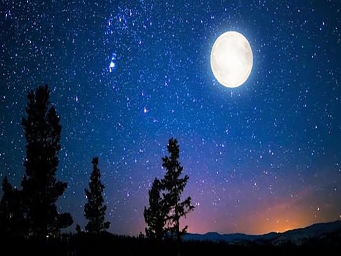 美丽的月亮和星空高清