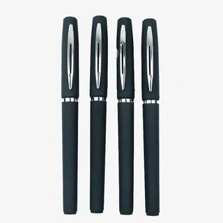 黑色学生用笔签字笔水性笔免抠