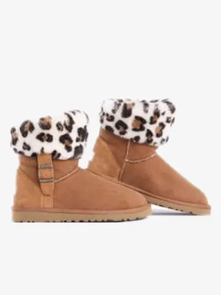 豹纹雪地靴免抠