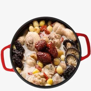 浓郁营养熬制汤锅实物图免抠