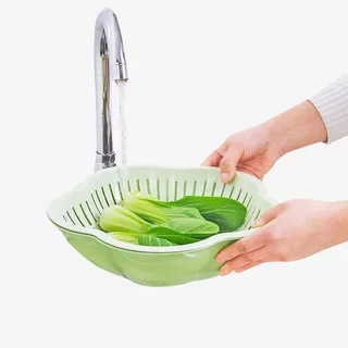 正在清洗的蔬菜素材免抠