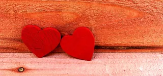 红色木头心背景高清