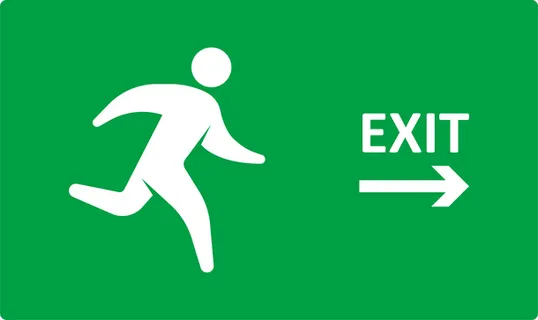 矢量绿色安全出口在右边免抠