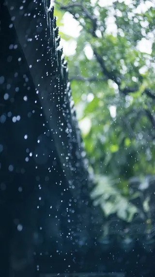 雨天下的屋檐H5背景素材高清