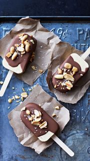 花生巧克力冰淇淋高清