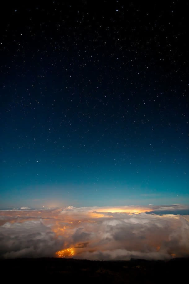 蓝色星空背景矢量背景图片素材