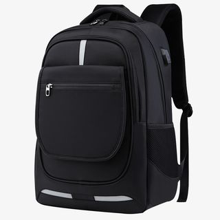 大容量双肩包免抠