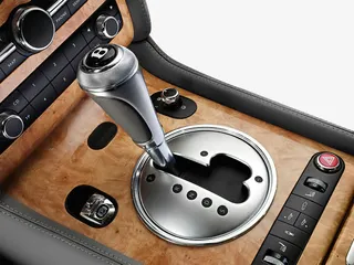 宾利欧陆GT变速箱免抠