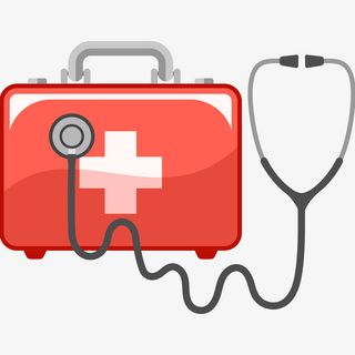 急救箱和听诊器插画免抠
