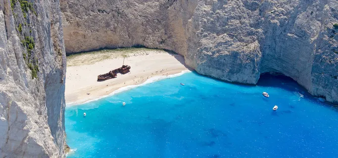 沉船湾风景背景图高清