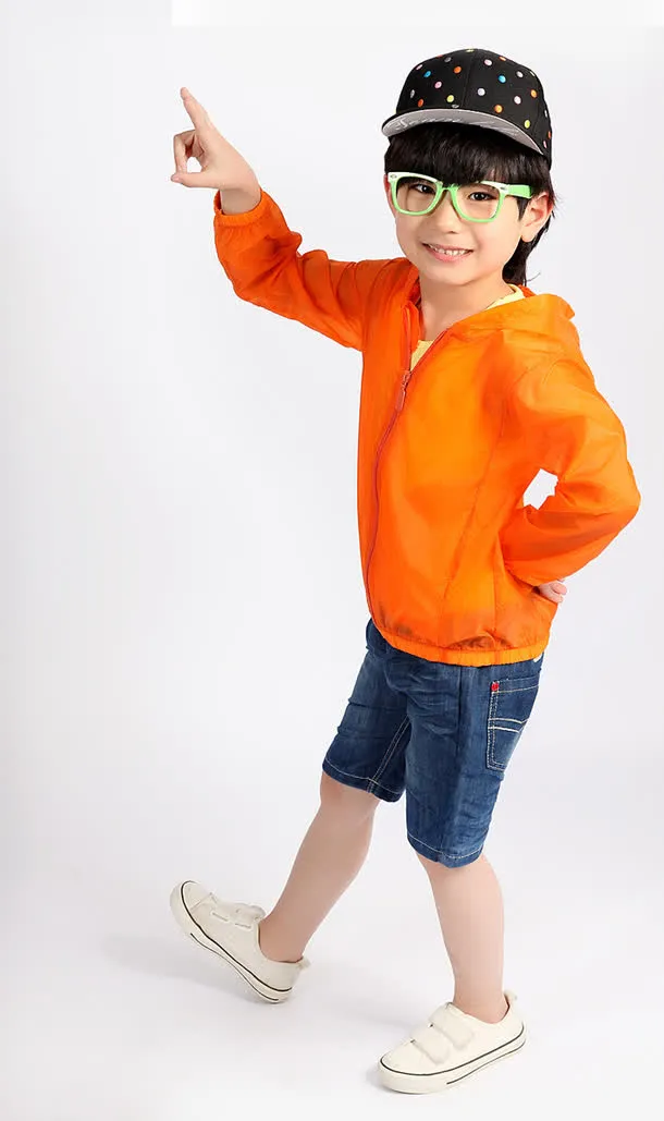 橙色防晒服童装效果免抠