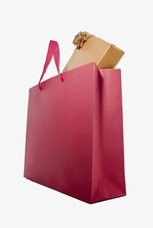 红色礼品袋和礼物盒免抠 红色礼品袋和礼物盒免抠