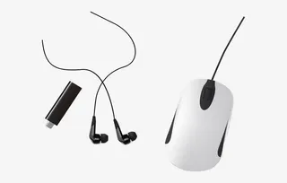 办公桌桌面摆放鼠标耳机免抠