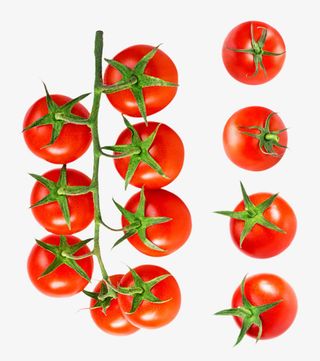 实物新鲜红色分支带藤樱桃番茄免抠