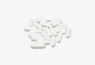 白胶囊 医药保健行业免抠