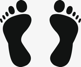纯黑色一双大脚印素材免抠