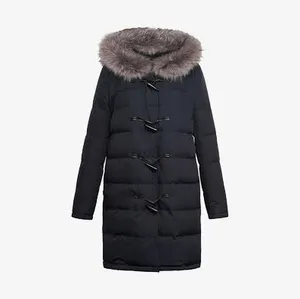 黑色羽绒服免抠