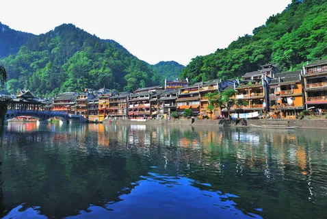 凤凰古城旅游图片免抠