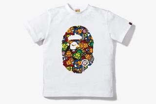 白色的半截袖免抠