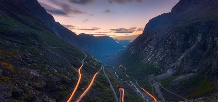 山间公路背景图高清