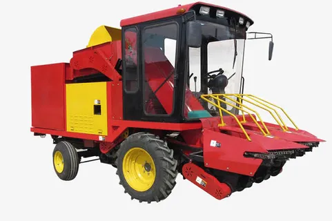 大红色联合玉米收获农机免抠