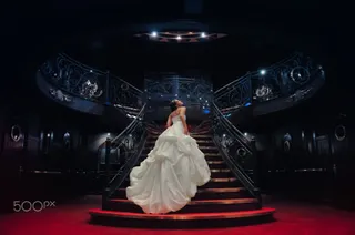 白色拖尾长裙唯美免抠