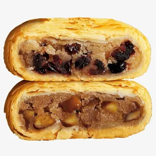 酥皮月饼微距特写免抠 酥皮月饼微距特写免抠