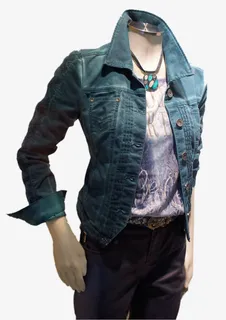 穿着衣服的模特免抠 穿着衣服的模特免抠