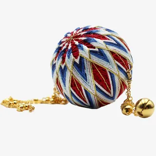 带金属铃铛的手鞠球免抠