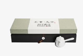 白色侧把壶和长方形包装盒免抠