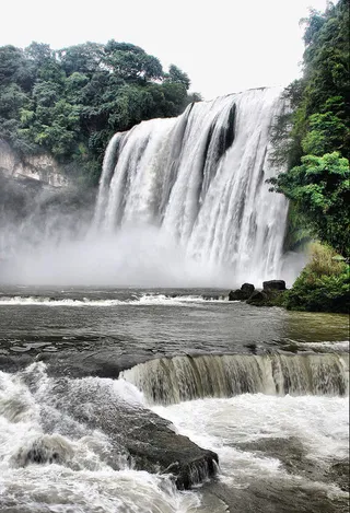 著名贵州黄果树瀑布免抠