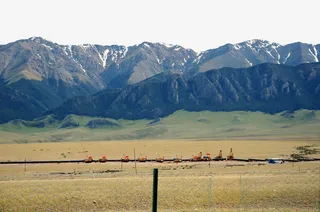 新疆赛里木湖果子沟免抠