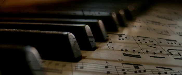 复古钢琴背景高清