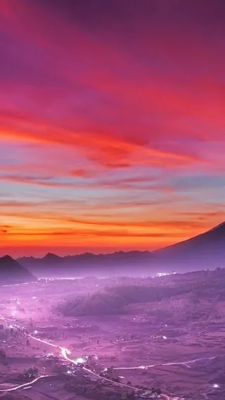 风景天空红云紫土H5背景素材高清