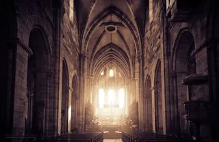 室内欧式高贵教堂免抠