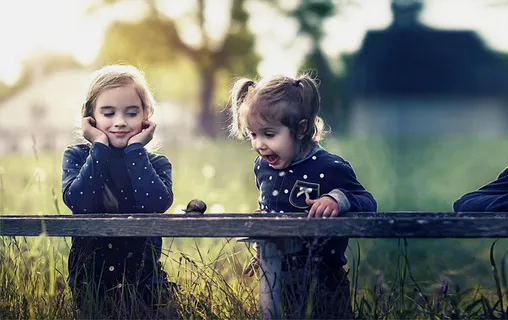 儿童蜗牛惊讶高清