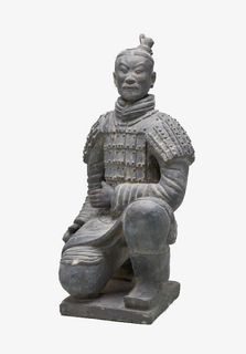 单膝跪地的秦俑免抠 单膝跪地的秦俑免抠