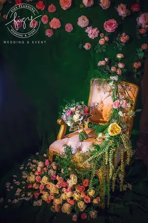 粉色唯美花海婚礼免抠