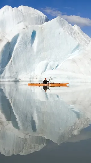 雪山大海探险者风景H5背景高清
