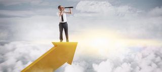 一个人站在箭头上高清