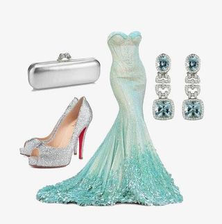 女神大裙摆抹胸礼服免抠