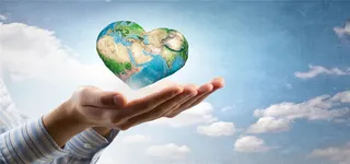 心形地球环保海报高清